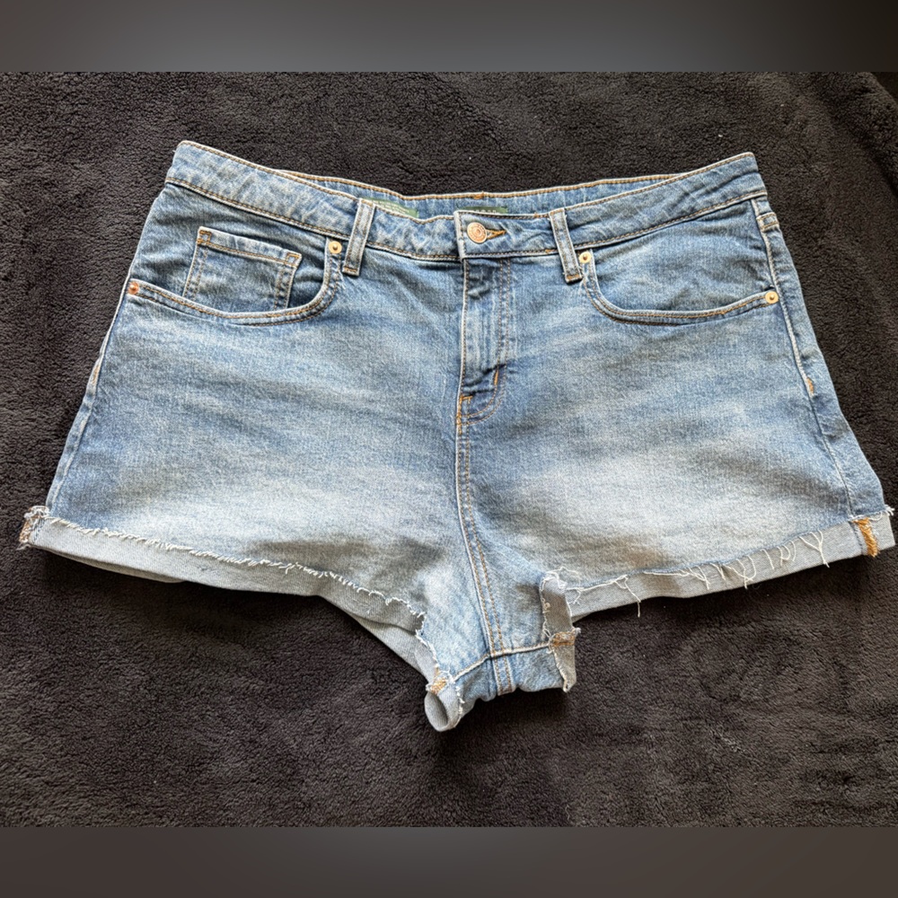 Wild Fable High Rise Rolled Cut Off Jean Shorts Size 14
